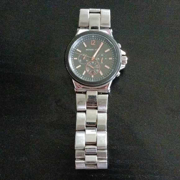 Michael Kors Chronograph Men’s Watch MK8151 working - Picture 1 of 7